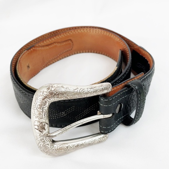 Ariat Other - ARIAT Black Leather Belt W/Silver Engraved Buckle